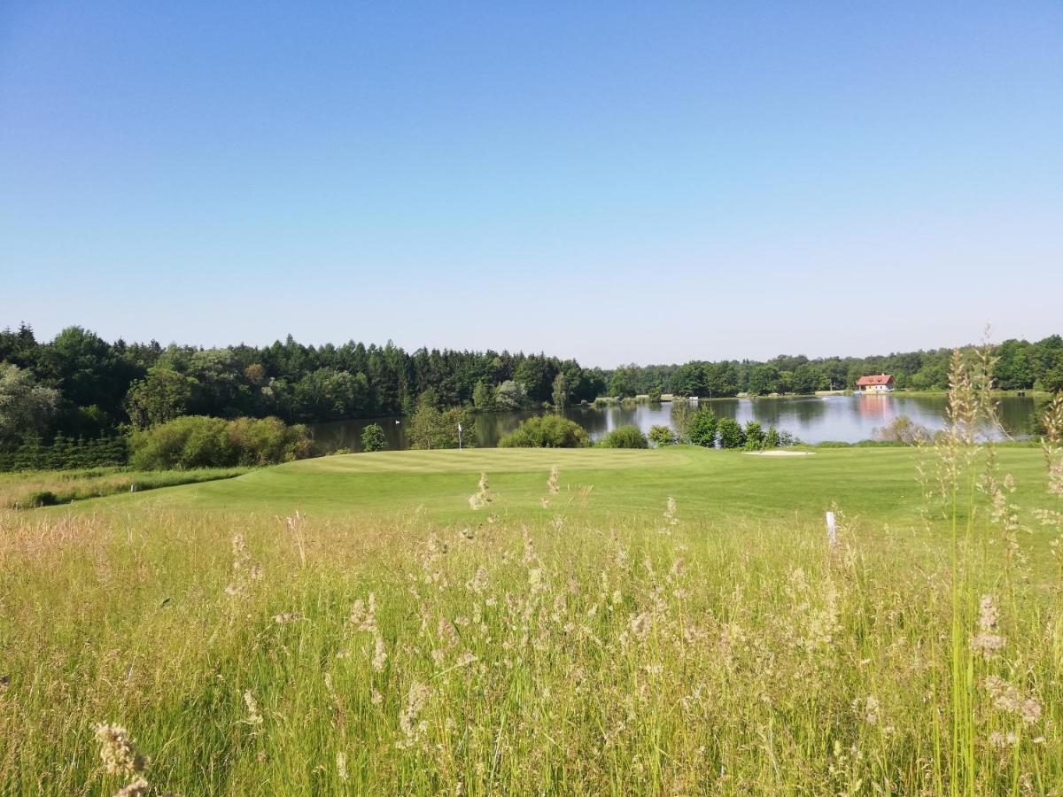 Golf Resort Kloech Exteriör bild